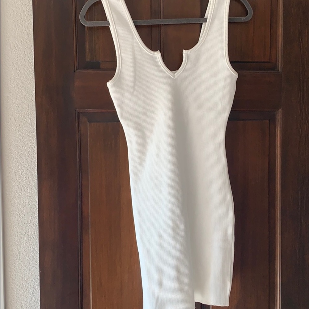 Ribbed white summer dress!